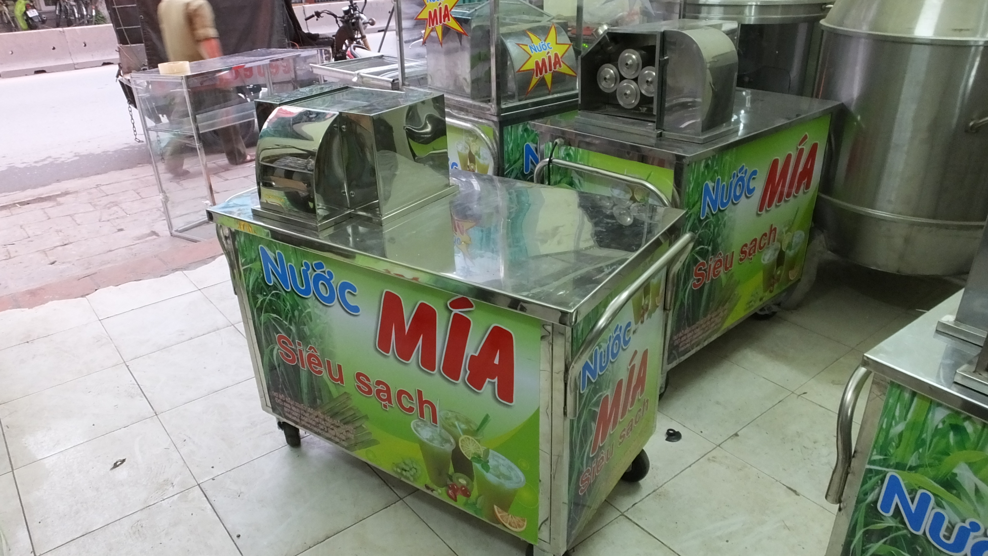 Xé bán nước mía giá rẻ nhất tại Hà Nội